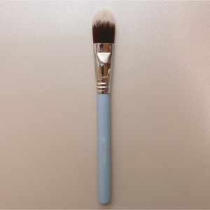 Sigma F60 Foundation Brush